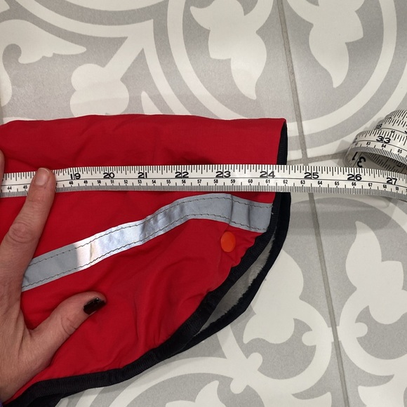 Red double lined dog coat with gray reflective fabric - Picture 8 of 10
